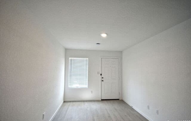 rental at 4974  Daisy Blossom in Converse, TX — photo 5