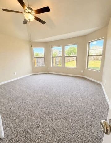 rental at 5210  Halite Valley in San Antonio, TX — photo 3