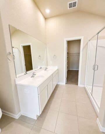 rental at 5210  Halite Valley in San Antonio, TX — photo 4