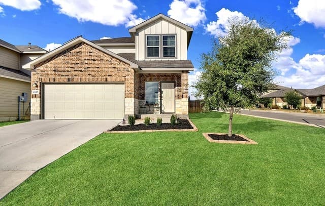 rental at 4347  Lake Ritter in St Hedwig TX