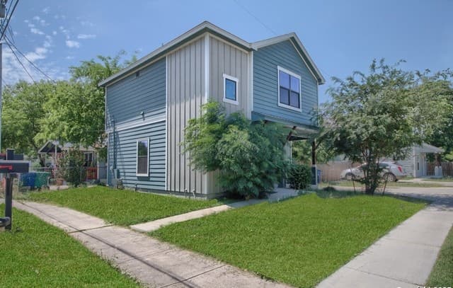 rental at 519  Arthur St Unit # 101 in San Antonio TX