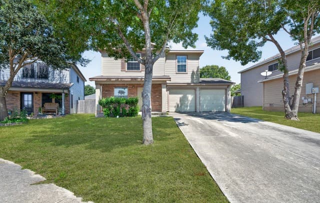 rental at 112  Willow View in Cibolo TX
