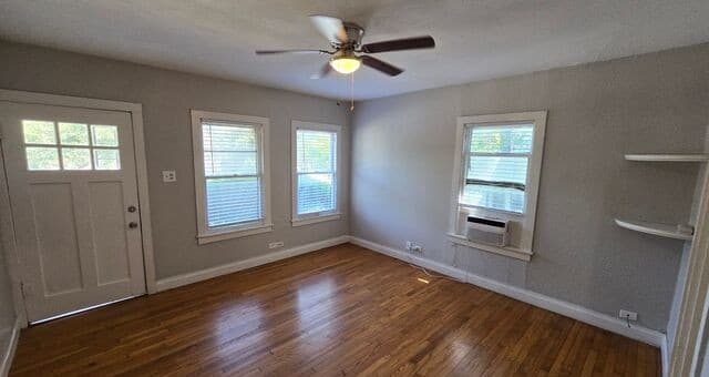 rental at 218  Claremont Ave Unit 2 in San Antonio, TX — photo 4