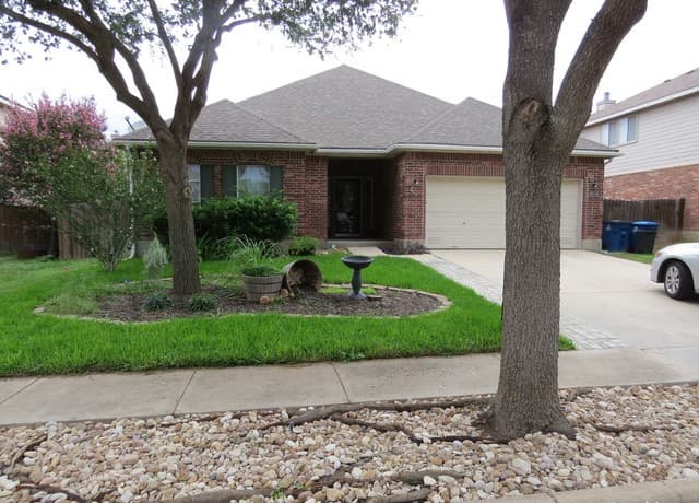 rental at 108 Phantom Crk in Cibolo TX