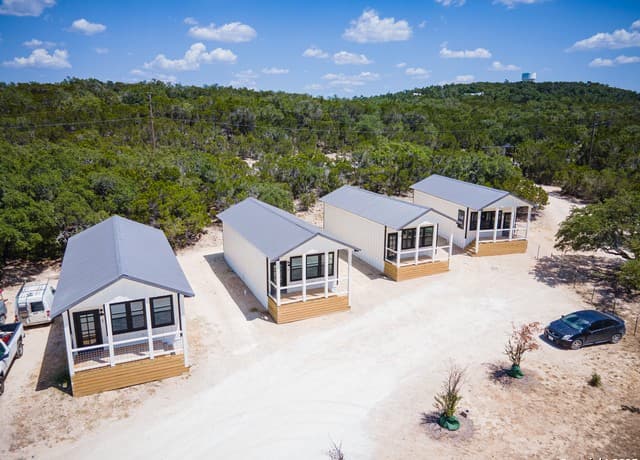 rental at 1225  Texas Oaks Unit B in Spring Branch, TX — photo 4