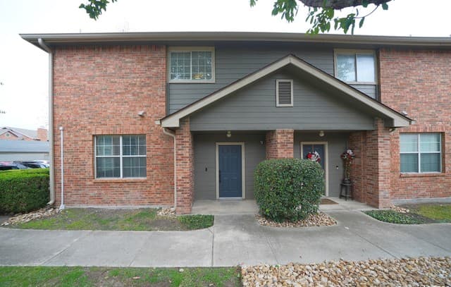 rental at 68  Chapel Hill Cir in San Antonio TX