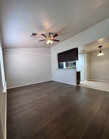 rental at 4803  Hamilton Wolfe Rd Unit 604 in San Antonio, TX — photo 4