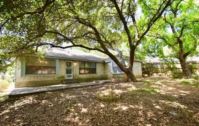 rental at 11304  Forest Gleam in Live Oak, TX — photo 4