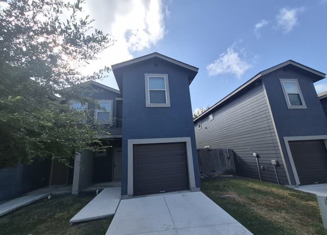 rental at 6866 Lakeview Dr. Unit 102 in San Antonio TX