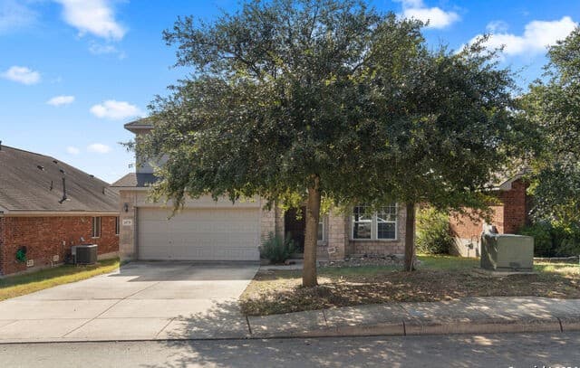 rental at 24735  Catalan Clf in San Antonio, TX — photo 2