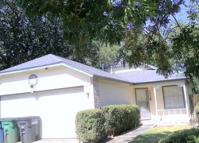 rental at 10143  Galesburg in San Antonio TX