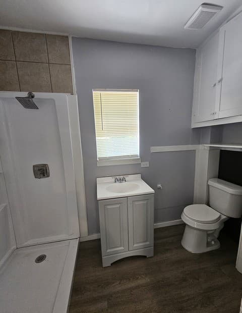 rental at 950  Bailey Ave Unit 2 in San Antonio, TX — photo 5