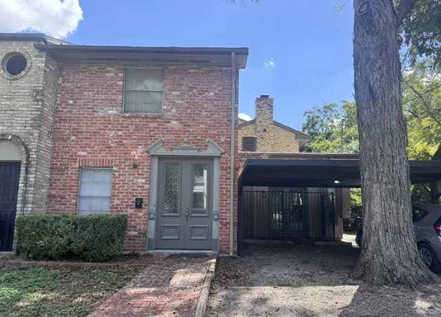 rental at 230 W Craig Pl Unit 230 in San Antonio TX