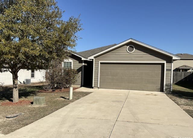 rental at 1422  Dove Bend in San Antonio TX