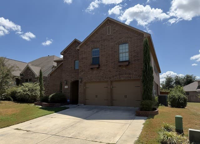 rental at 15418  Birdstone in San Antonio, TX — photo 2