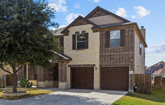 rental at 429 Landmark Stone in Cibolo TX