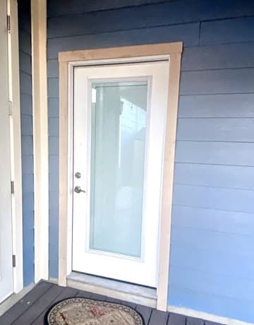 rental at 609 W Agarita Ave in San Antonio, TX — photo 2