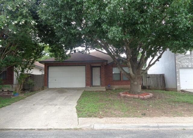 rental at 2002  Skull Valley in San Antonio TX