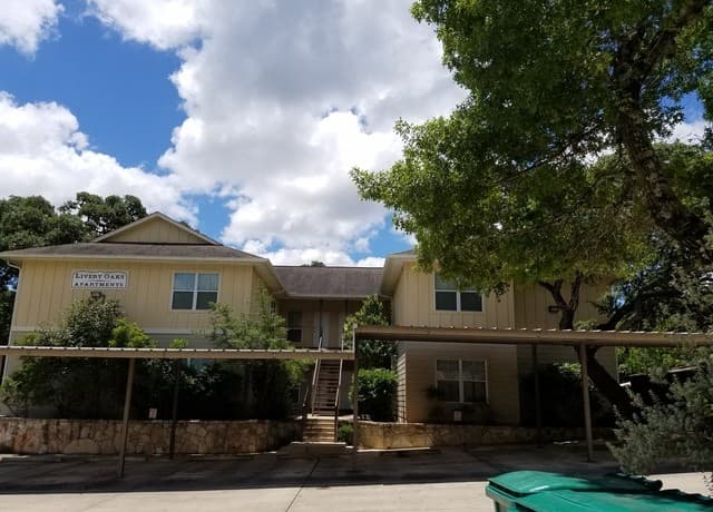 rental at 119 W Highland Dr Unit 204 in Boerne, TX — photo 2