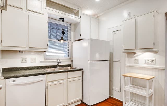 rental at 903 E Euclid Ave Unit 903 in San Antonio, TX — photo 4