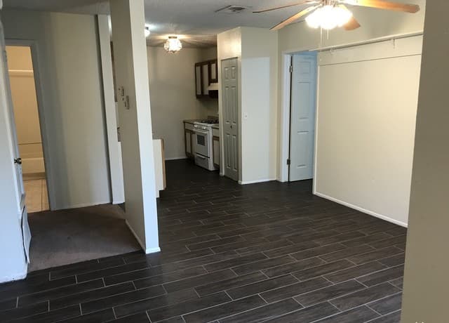 rental at 16614  Crested Butte St in San Antonio, TX — photo 3