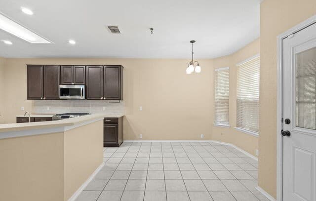 rental at 7930  Sierra Seco in San Antonio, TX — photo 4