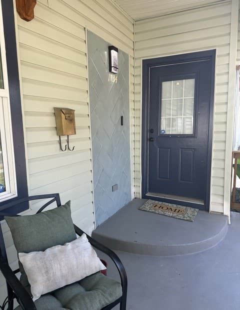 rental at 1734  W Kings Hwy in San Antonio, TX — photo 5
