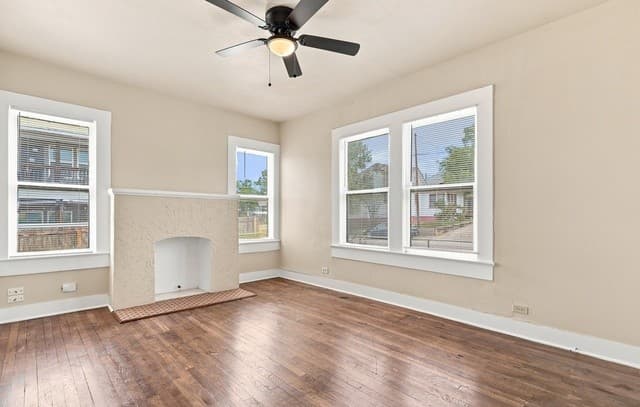 rental at 313 S Pine St in San Antonio, TX — photo 4