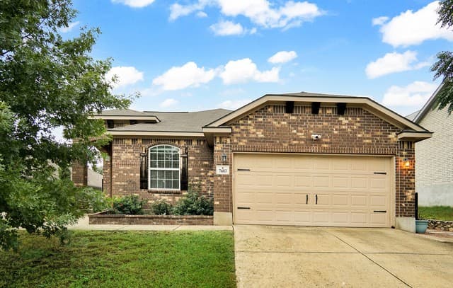 rental at 7603  Presidio Hvn in Boerne, TX — photo 2