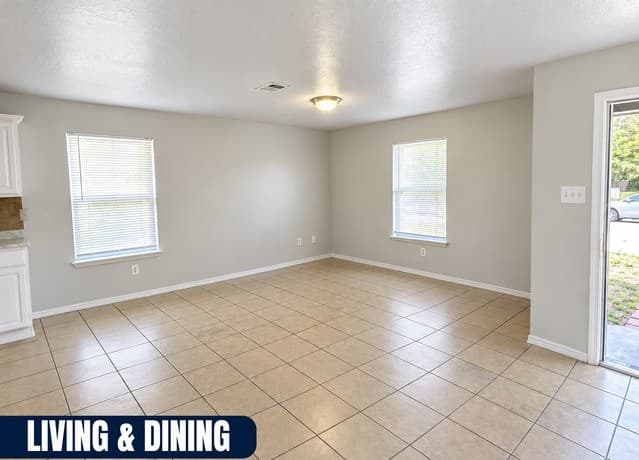rental at 9252  Balboa Port Dr in San Antonio, TX — photo 2
