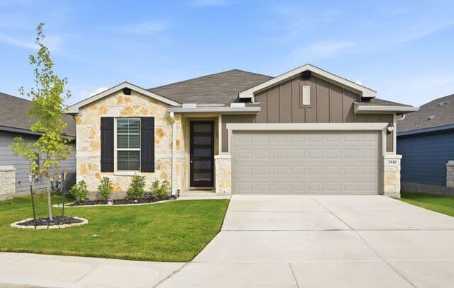 rental at 2910  Clemente Way in Converse, TX — photo 1