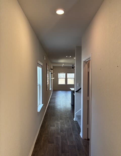 rental at 6442  Greensleeves in San Antonio, TX — photo 4