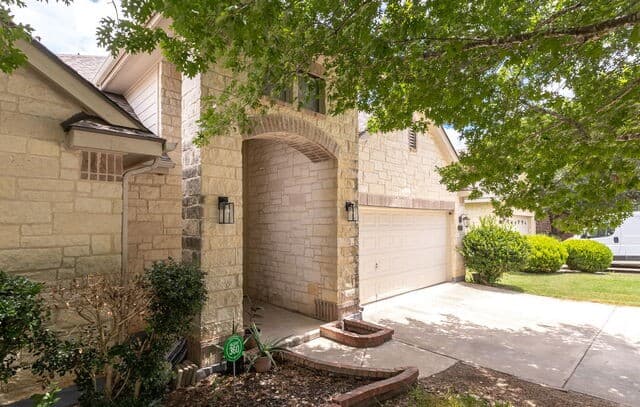 rental at 5830  Palmetto Way in San Antonio, TX — photo 2