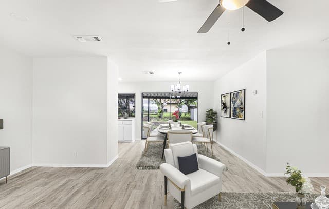 rental at 7335  Glen Brk in San Antonio, TX — photo 4
