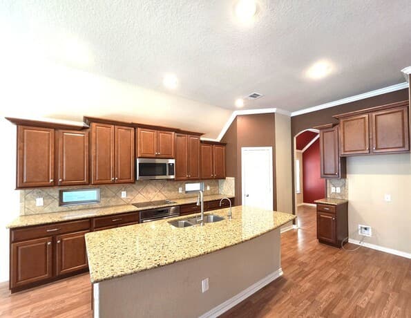 rental at 261  Norwood Ct in Cibolo, TX — photo 3