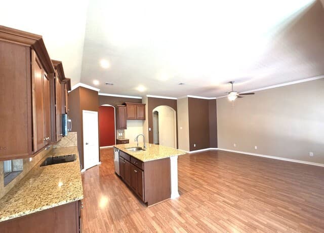 rental at 261  Norwood Ct in Cibolo, TX — photo 4