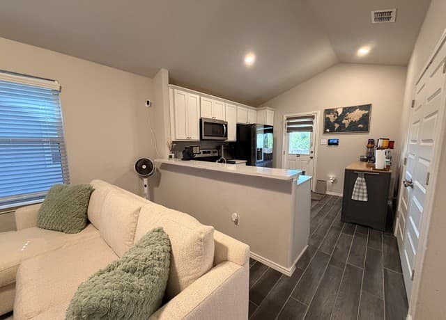rental at 3210  Rancho Grande in San Antonio, TX — photo 5