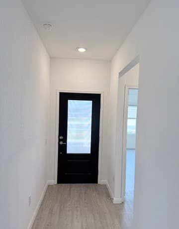 rental at 750  Haas Way in San Antonio, TX — photo 3