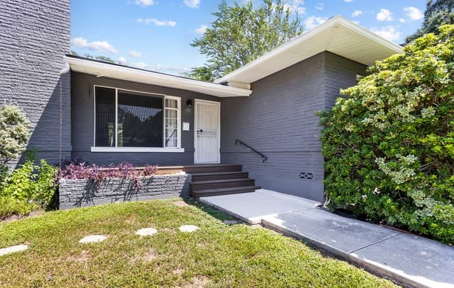 rental at 163  Cromwell Dr in San Antonio, TX — photo 1