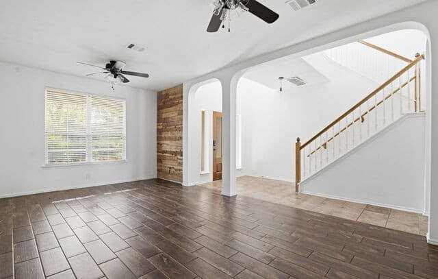 rental at 113  Earhart Ln in Cibolo, TX — photo 5