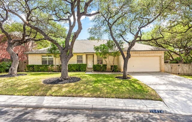 rental at 16414  Encanto Pass in San Antonio, TX — photo 1