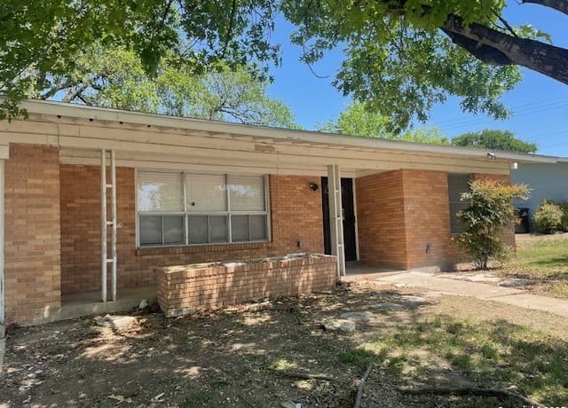 rental at 4335 Moana Dr in San Antonio TX
