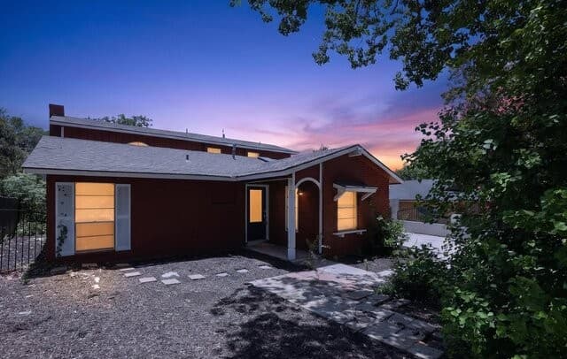 rental at 5318  Costa Mesa St in San Antonio, TX — photo 1