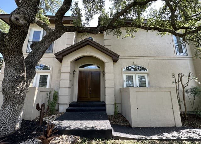 rental at 29214  Lawrence Way in Fair Oaks Ranch, TX — photo 1