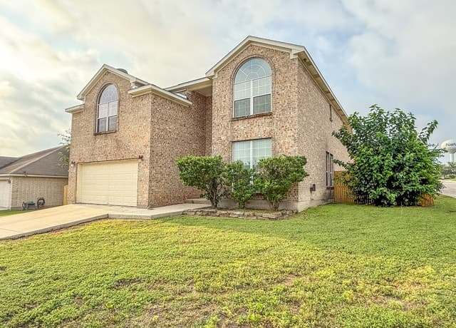 rental at 1777  Jacobs Ct in New Braunfels, TX — photo 2