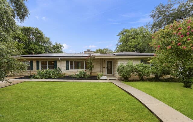 rental at 117 Bryker Dr in Terrell Hills TX