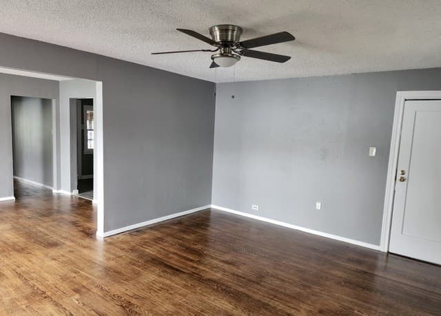 rental at 312  Brahan Blvd Unit 3 in San Antonio, TX — photo 2