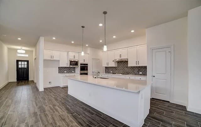 rental at 12838  Fort Belknap in San Antonio, TX — photo 3