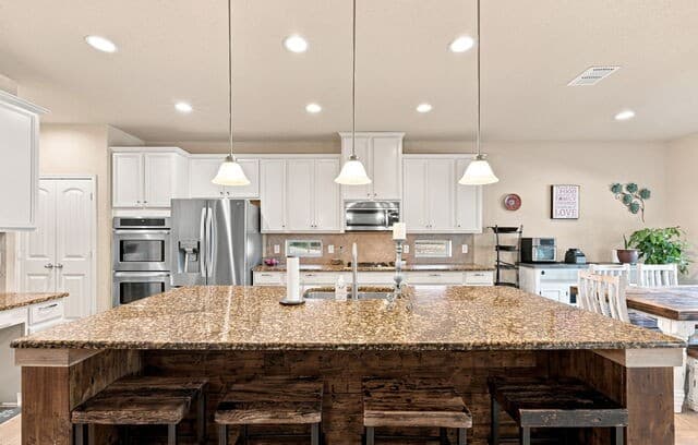 rental at 8951  Highland Dawn in San Antonio, TX — photo 4