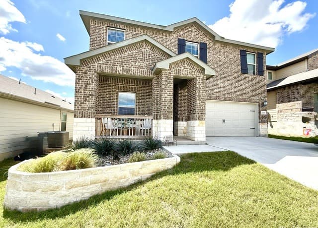 rental at 320  Goodfella Ave in San Antonio, TX — photo 2